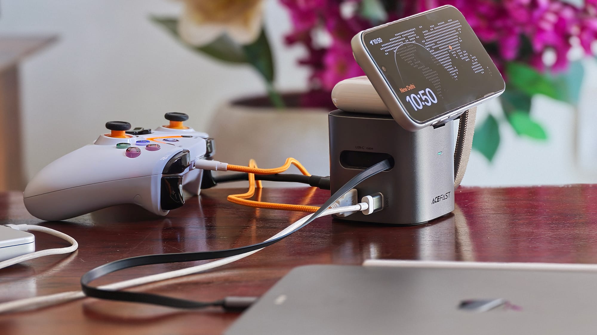 ACEFAST Z9 is a 6-in-1 GaN charging station