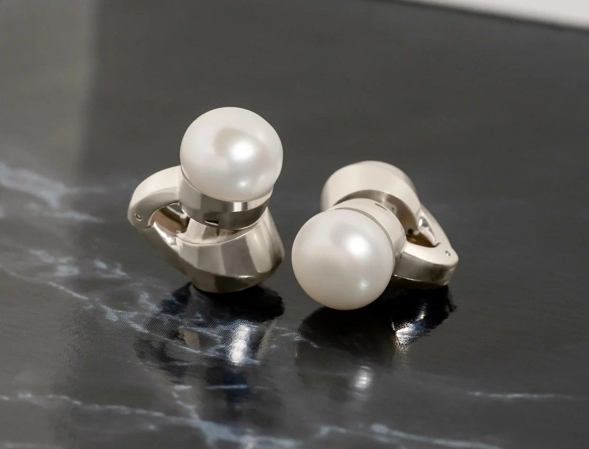 Nova H1 Audio Earrings.
