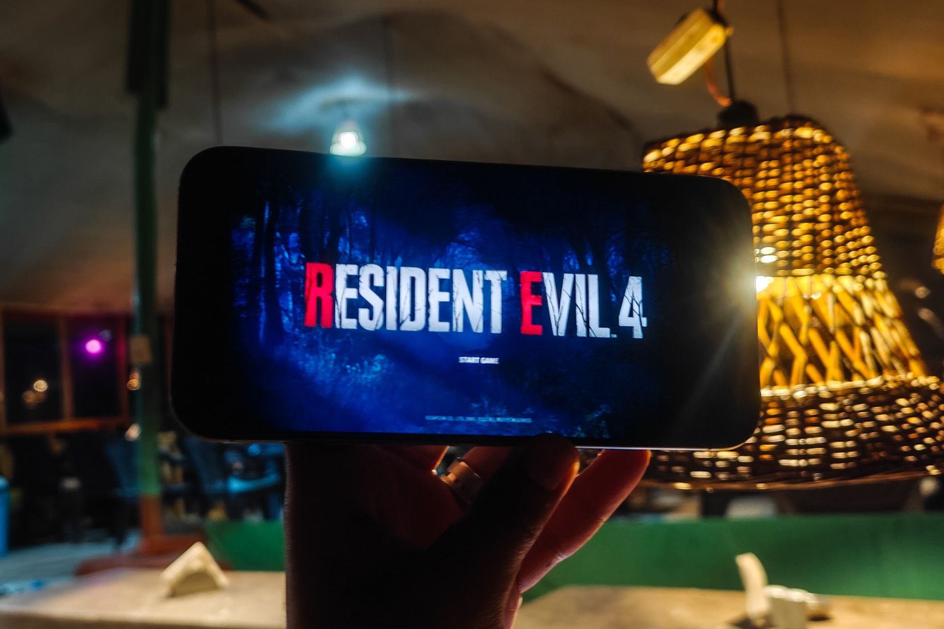 What the hell is Apple doing with console-wannabe gaming on the iPhone?