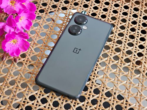 OnePlus Nord CE 3 Lite mid-range smartphone with OxygenOS, Snapdragon 695, and 108MP camera.