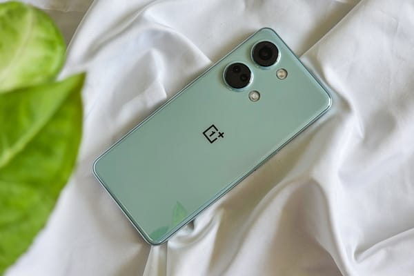 OnePlus Nord 3 smartphone in Misty Green colour, MediaTek Dimensity 9000 chipset, 16GB, 80 watts SuperVOOC fast charging.